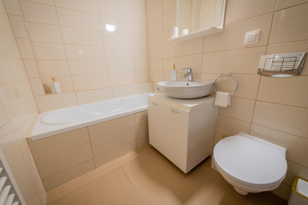 Coresi Vibe Studio Braşov Extérieur photo
