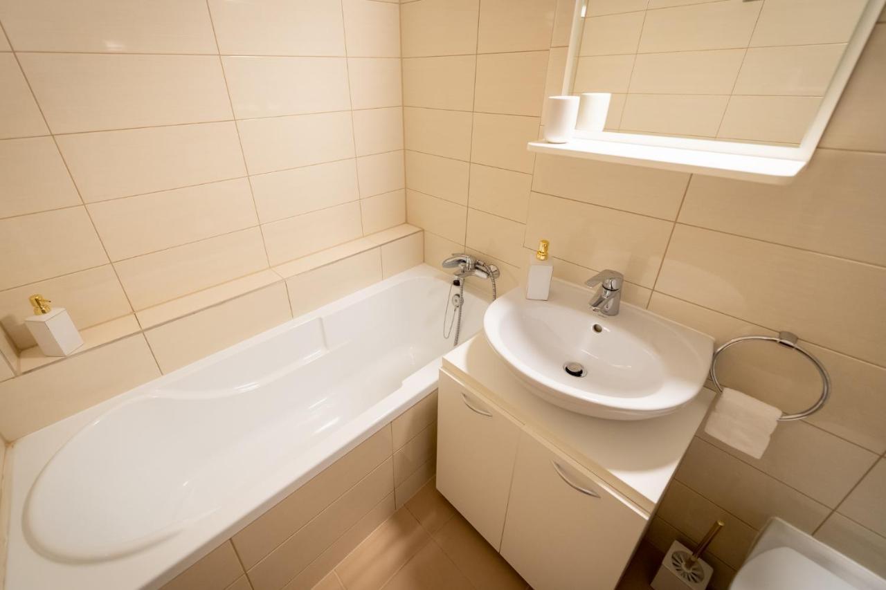 Coresi Vibe Studio Braşov Extérieur photo